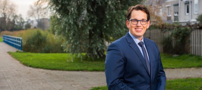 Tweede Kamerlid Pieter Grinwis (CU) komt naar ‘s-Gravenzande Tweede Kamerlid Pieter Grinwis (CU) komt naar ‘s-Gravenzande